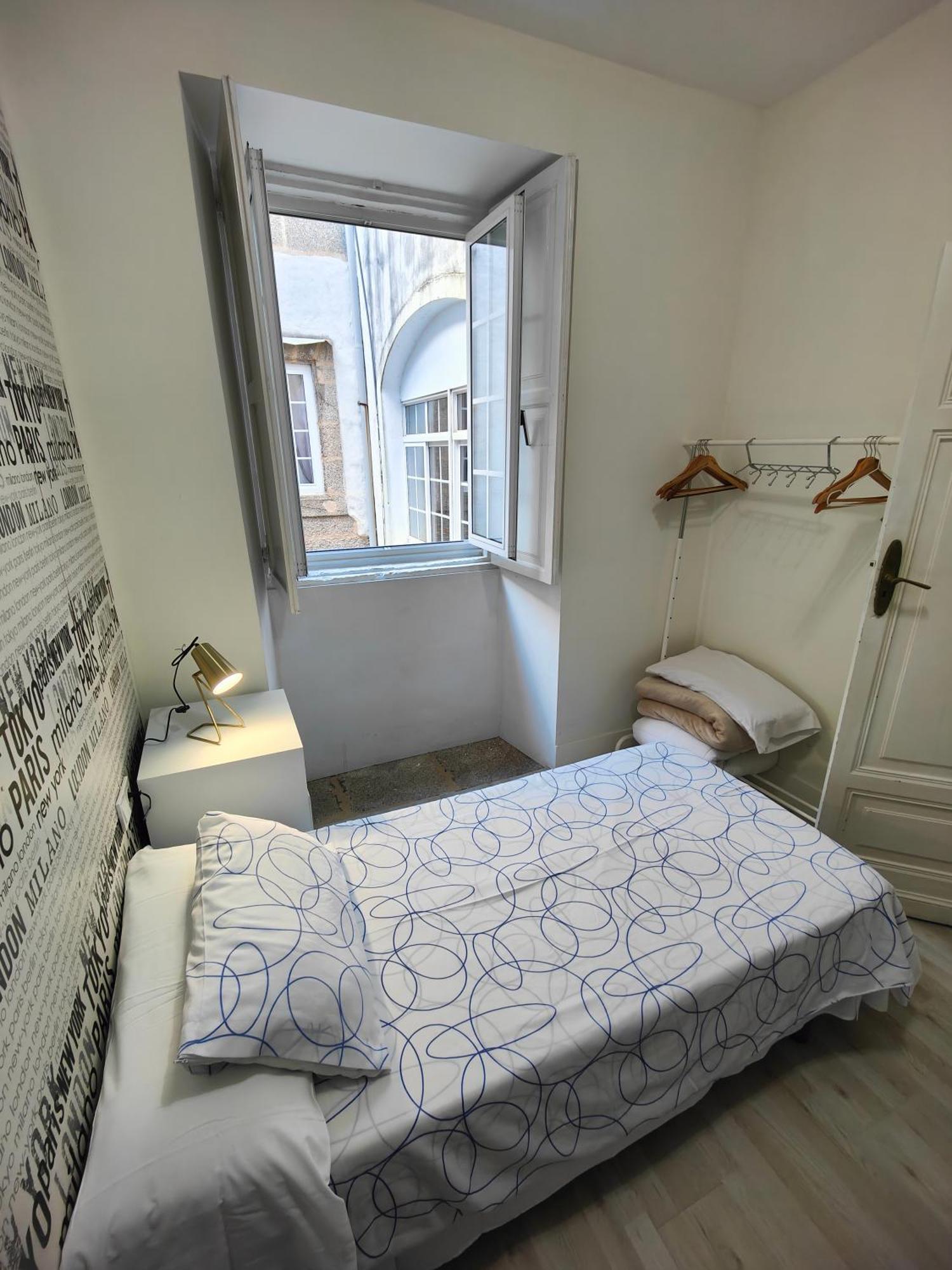 Appartement Rua Nova 28, 3 Dormitorios, Wifi, Ps4 Y Netflix, A 200m Catedral