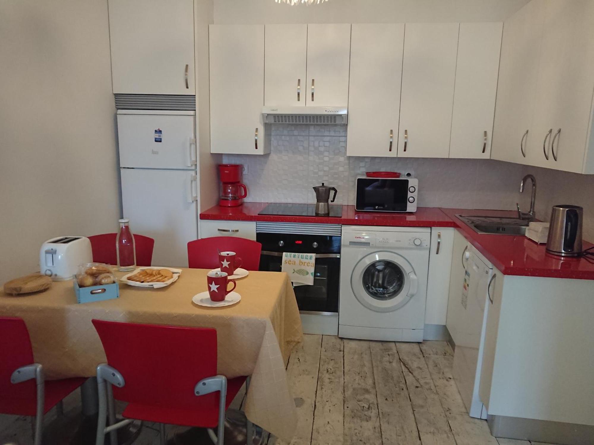 Rua Nova 28, 3 Dormitorios, Wifi, Ps4 Y Netflix, A 200m Catedral * Santiago de Compostela