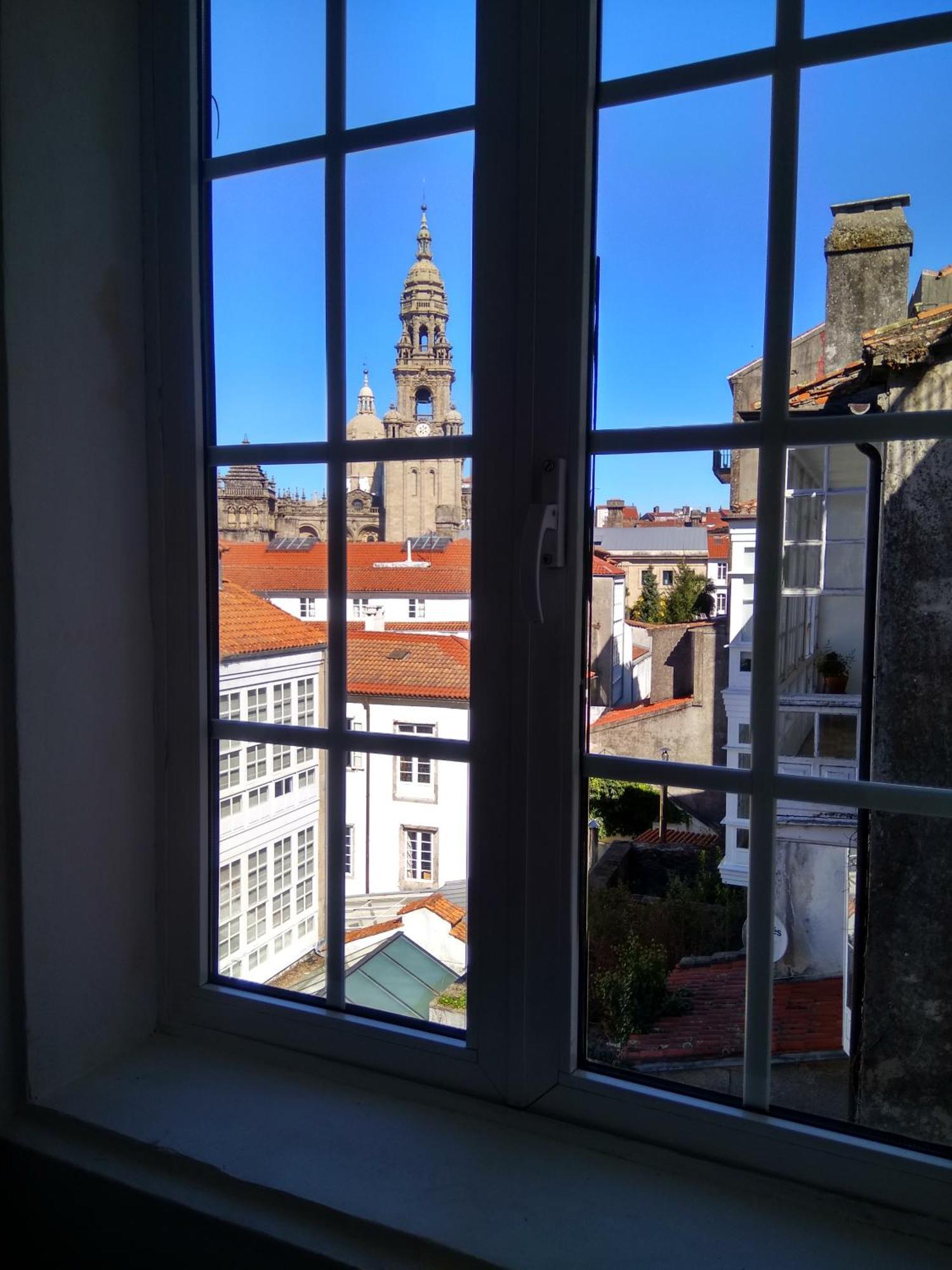 Rua Nova 28, 3 Dormitorios, Wifi, Ps4 Y Netflix, A 200m Catedral Appartement