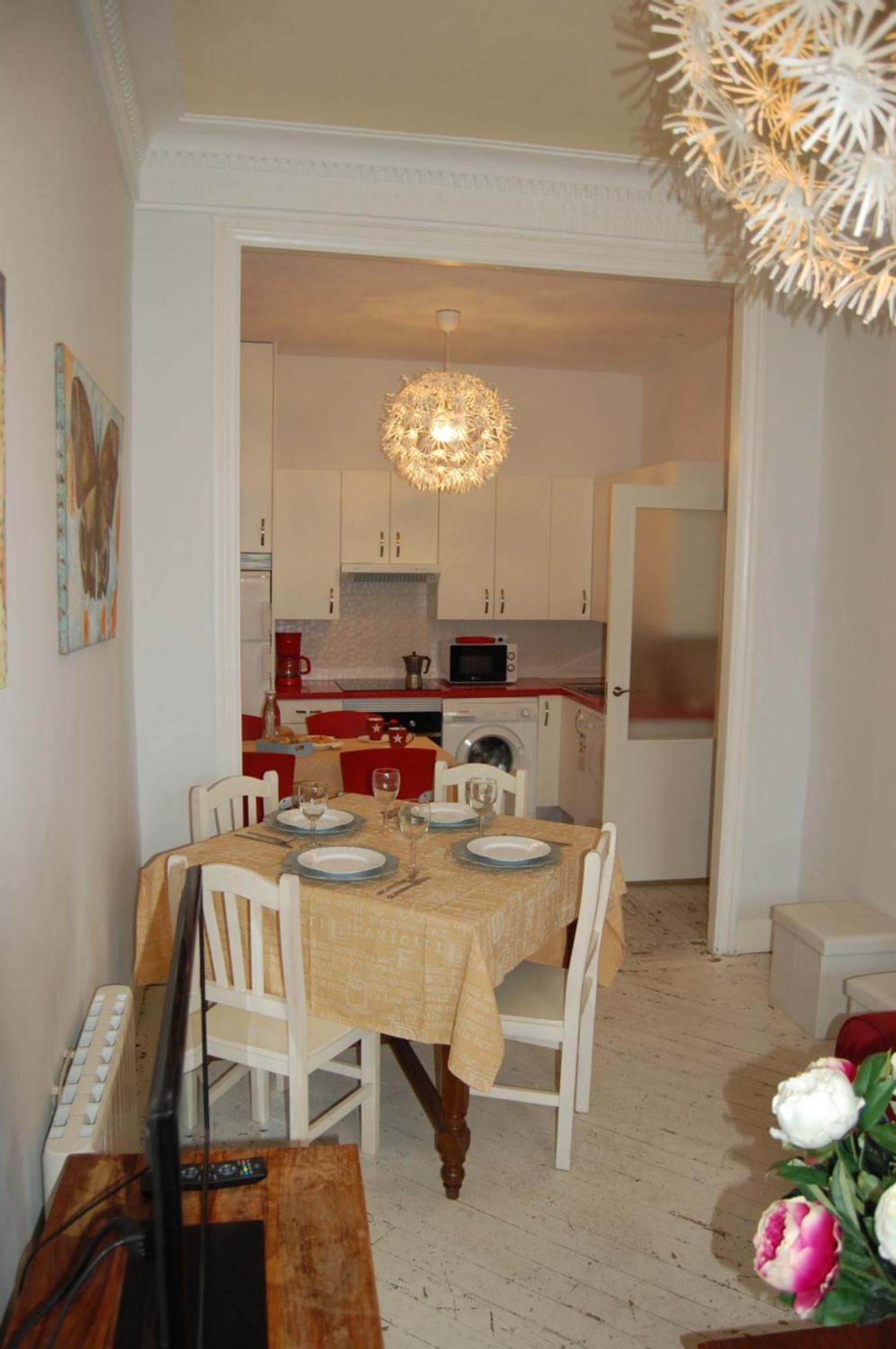 Appartement Rua Nova 28, 3 Dormitorios, Wifi, Ps4 Y Netflix, A 200m Catedral *